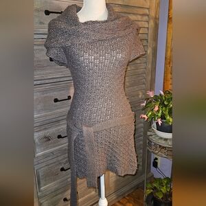 Sweater Tunic Gray with waist tie. Size Med Gentle Used Condition